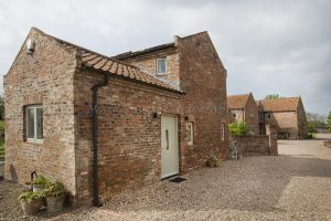 ellerton cottage two 10.jpg